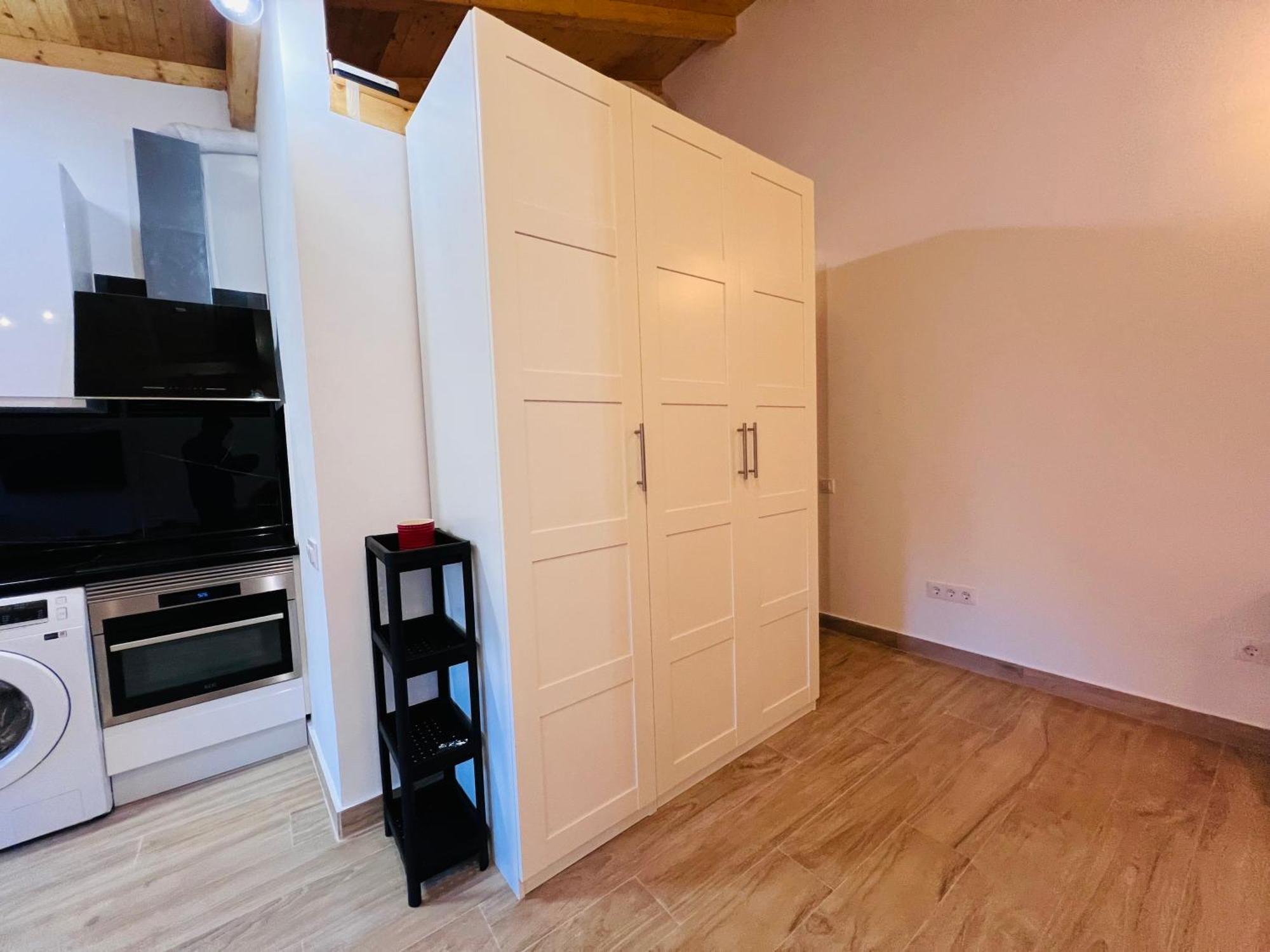 Rosa Rooms, Habitacion Con Bano Privado Pozuelo de Alarcon Ngoại thất bức ảnh